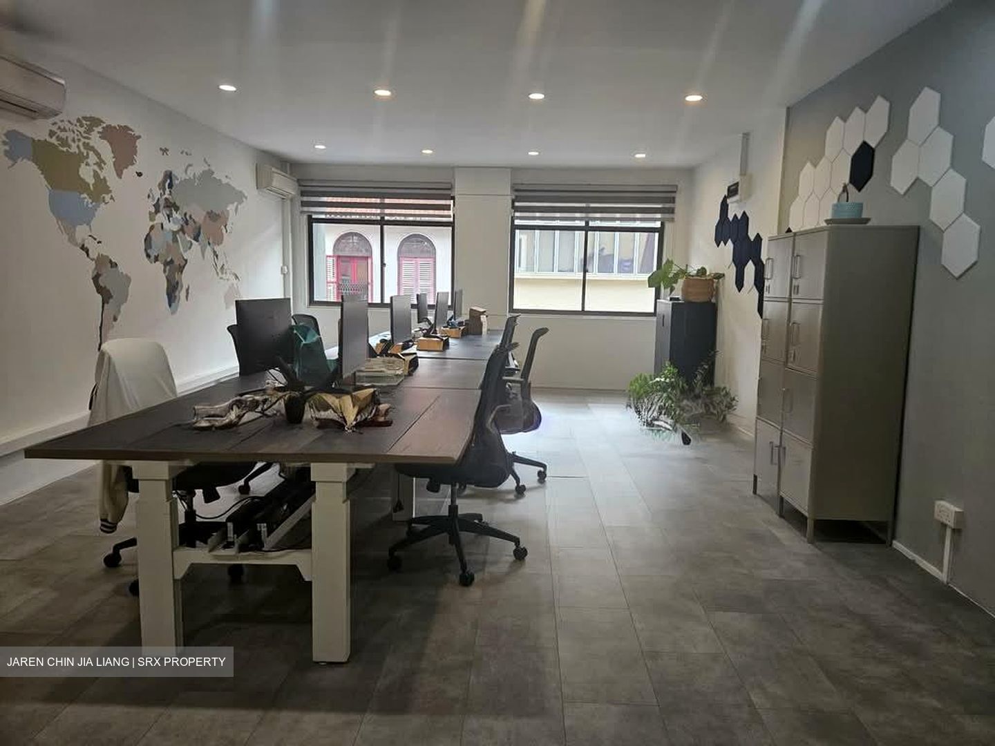 Amoy Street (D1), Office #577743471